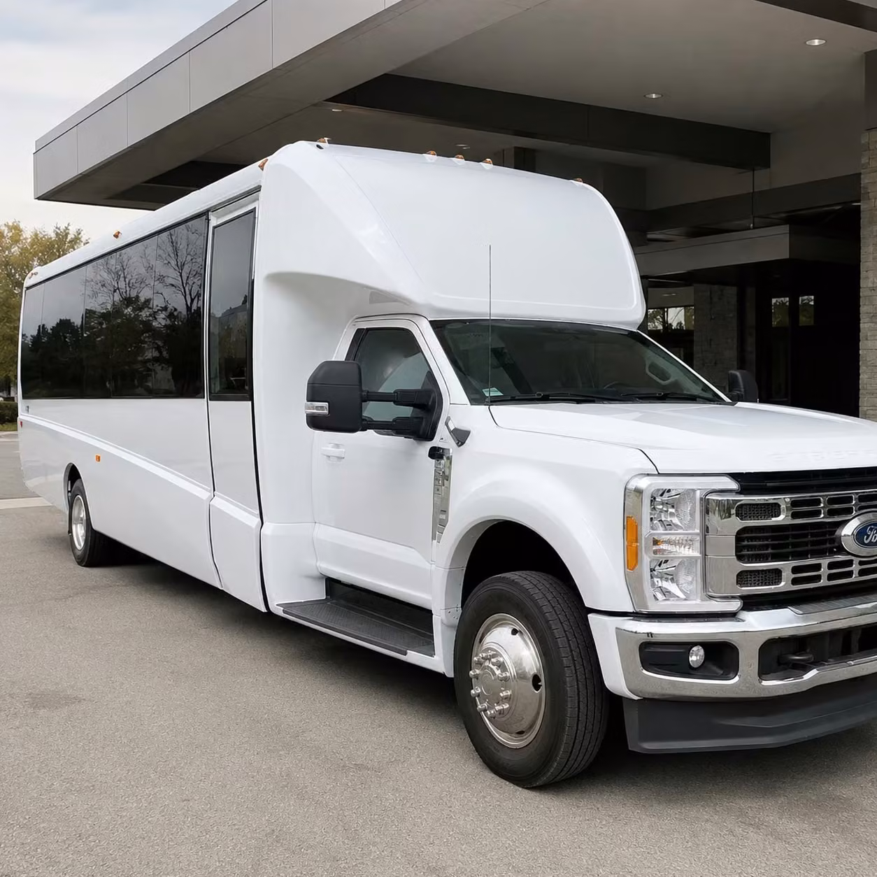 escondido 15 passenger minibus rental