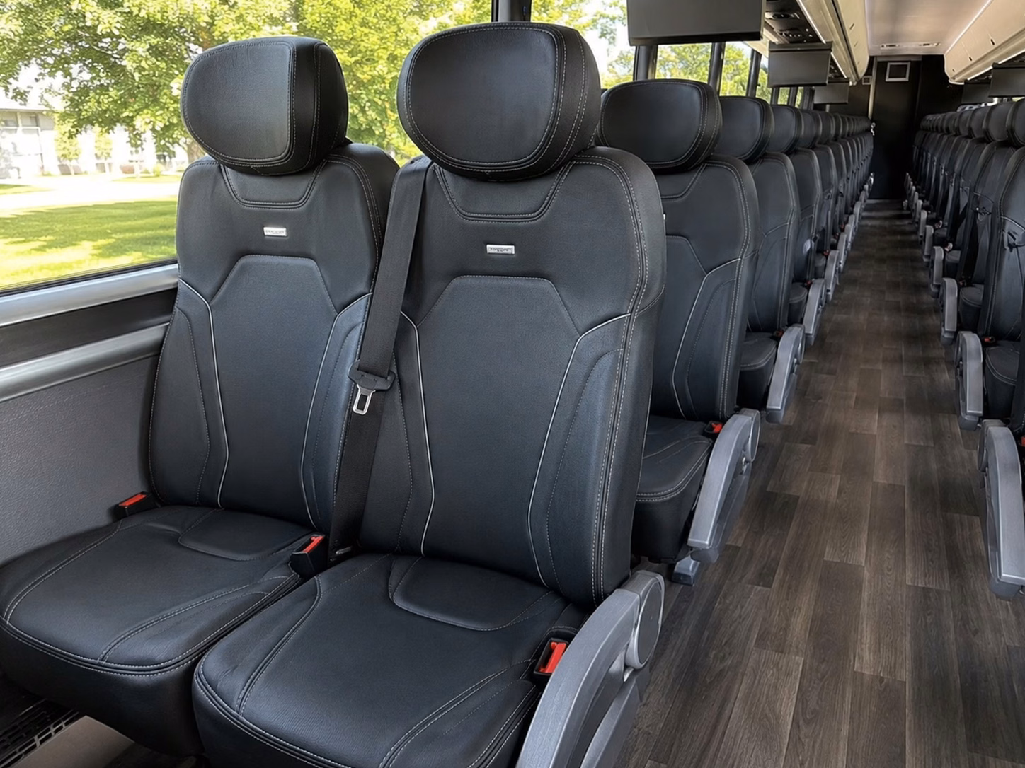 long distance charter bus rentals from escondido to los angeles